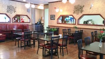 Petit déjeuner préparé sur commande servi tous les jours en supplément