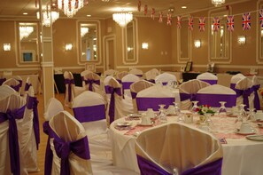 Banquet hall - Causeway Bay Hotel Sparwood (Sparwood)