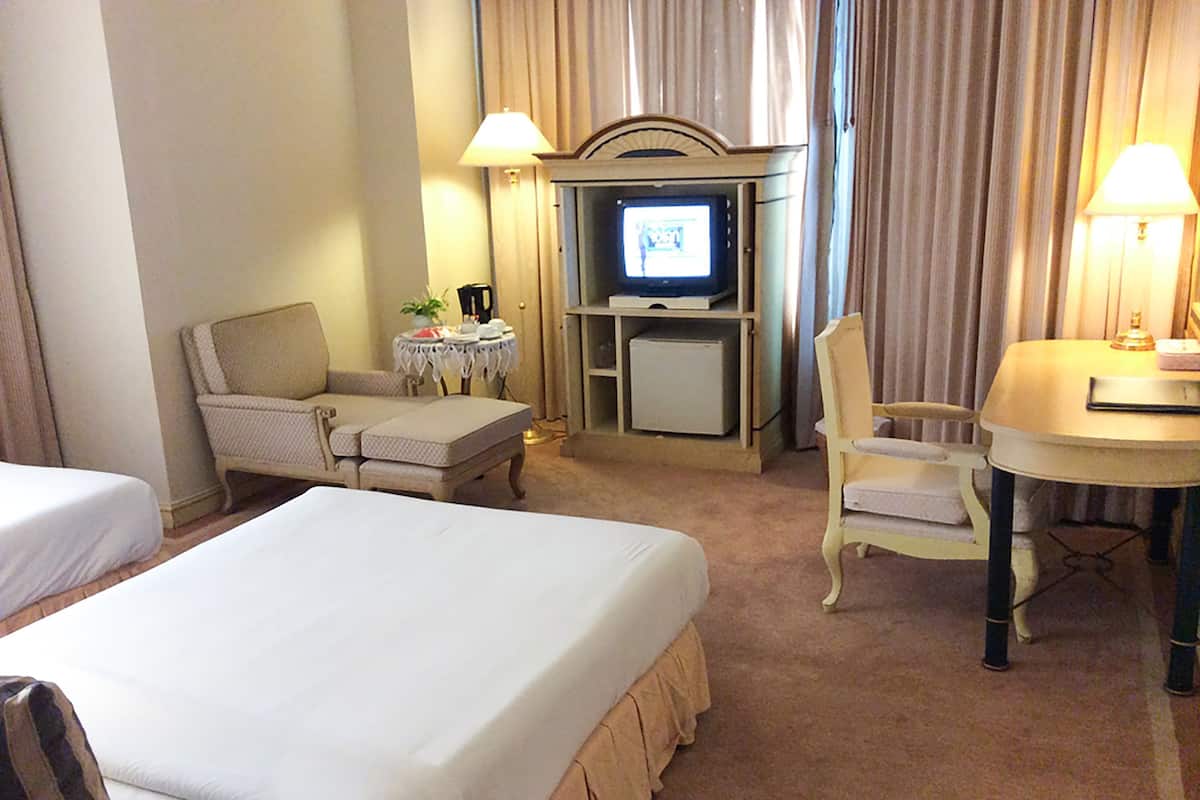 1 Schlafzimmer, Minibar, Schreibtisch, Verdunkelungsvorhänge