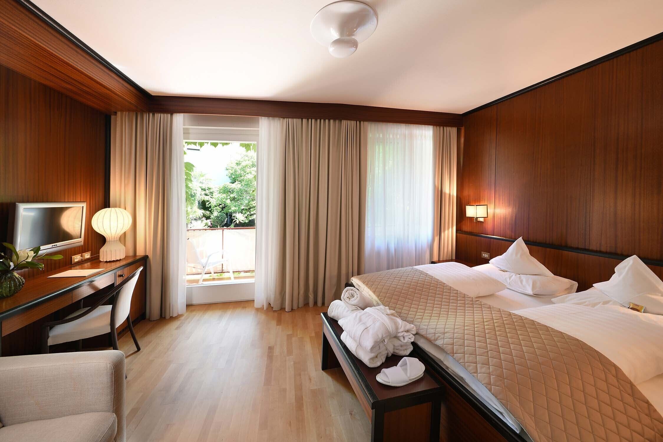 Chambre Double ou avec lits jumeaux, balcon (East side)