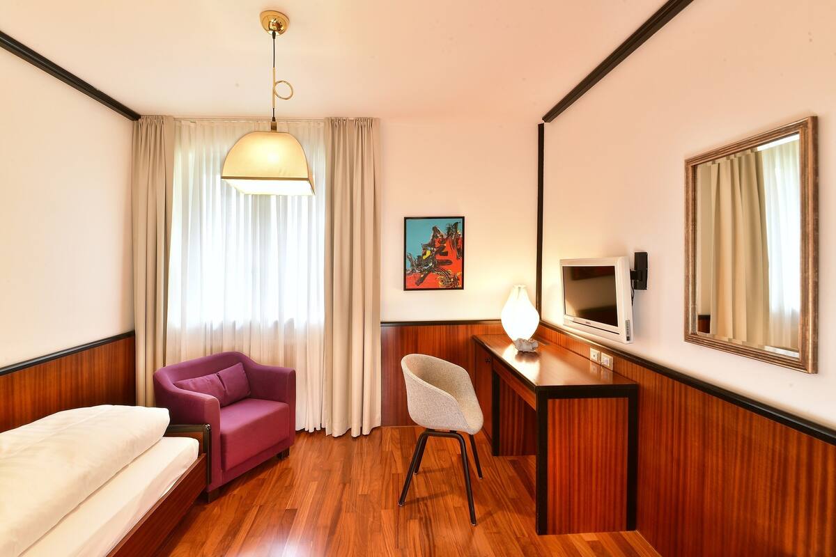 Standard Single Room