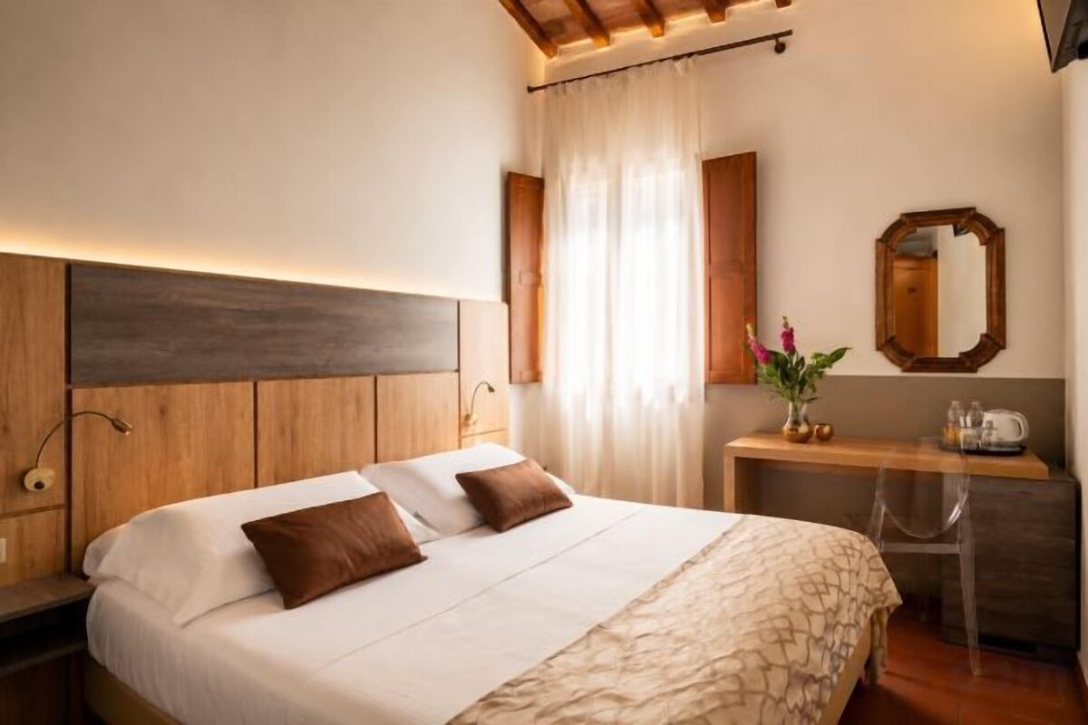 Egyptian cotton sheets, premium bedding, down comforters