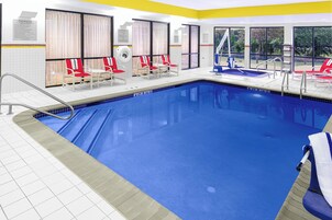 Una piscina techada