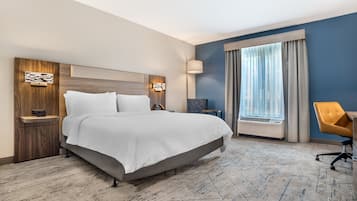 Standard Room, 1 King Bed, Accessible (Mobility Roll-In Shower) | Desk, laptop workspace, blackout curtains, iron/ironing board