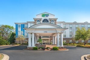Exterior - Holiday Inn Express Hotel & Suites Phenix City - Columbus by IHG (Phenix City)