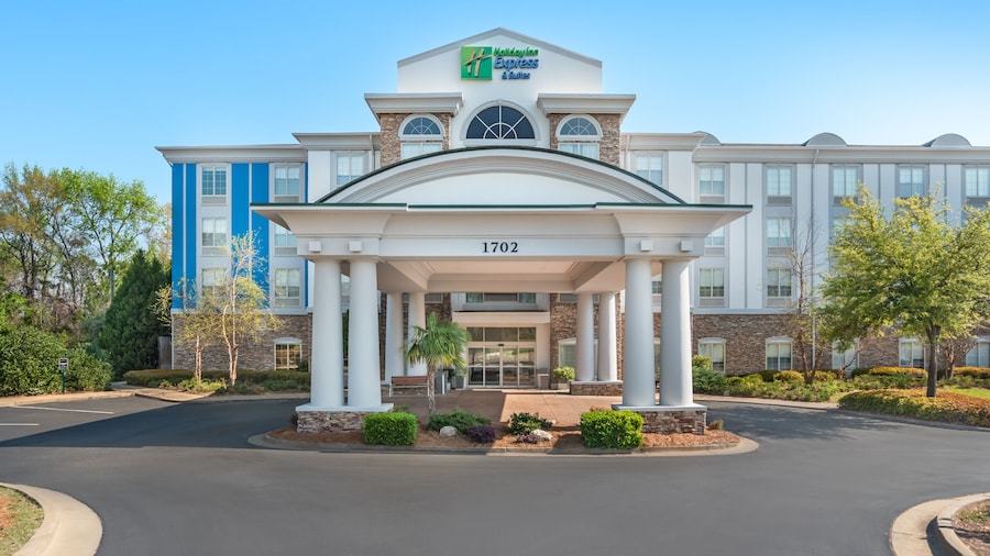 Holiday Inn Express Hotel & Suites Phenix City - Columbus by IHG