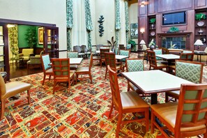 Lobby-Lounge