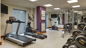 A gym with treadmills, elliptical machines, and free weights. - Crowne Plaza Hotel Blanchardstown by IHG (Dublin)