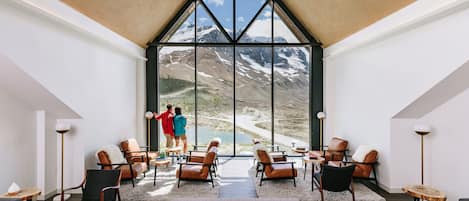 Sala de estar en el lobby