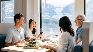 Frühstück, Mittagessen und Abendessen