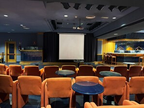 Bar (på overnatningsstedet)