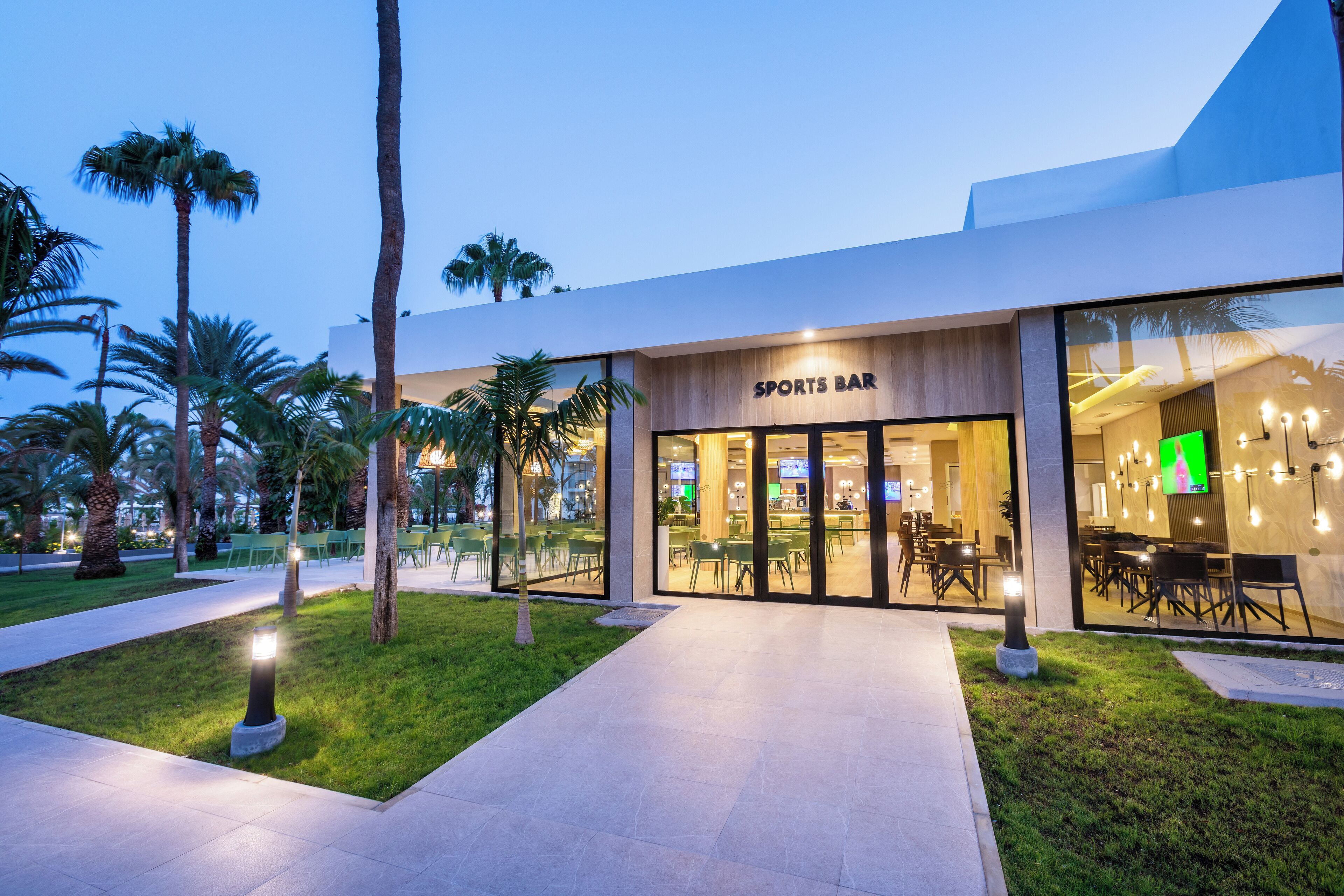 6 bars/lounges, poolside bar