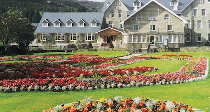 Duke Of Gordon Hotel