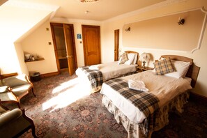 Standard Double or Twin Room | In-room safe, free WiFi - Duke Of Gordon Hotel (Kingussie)