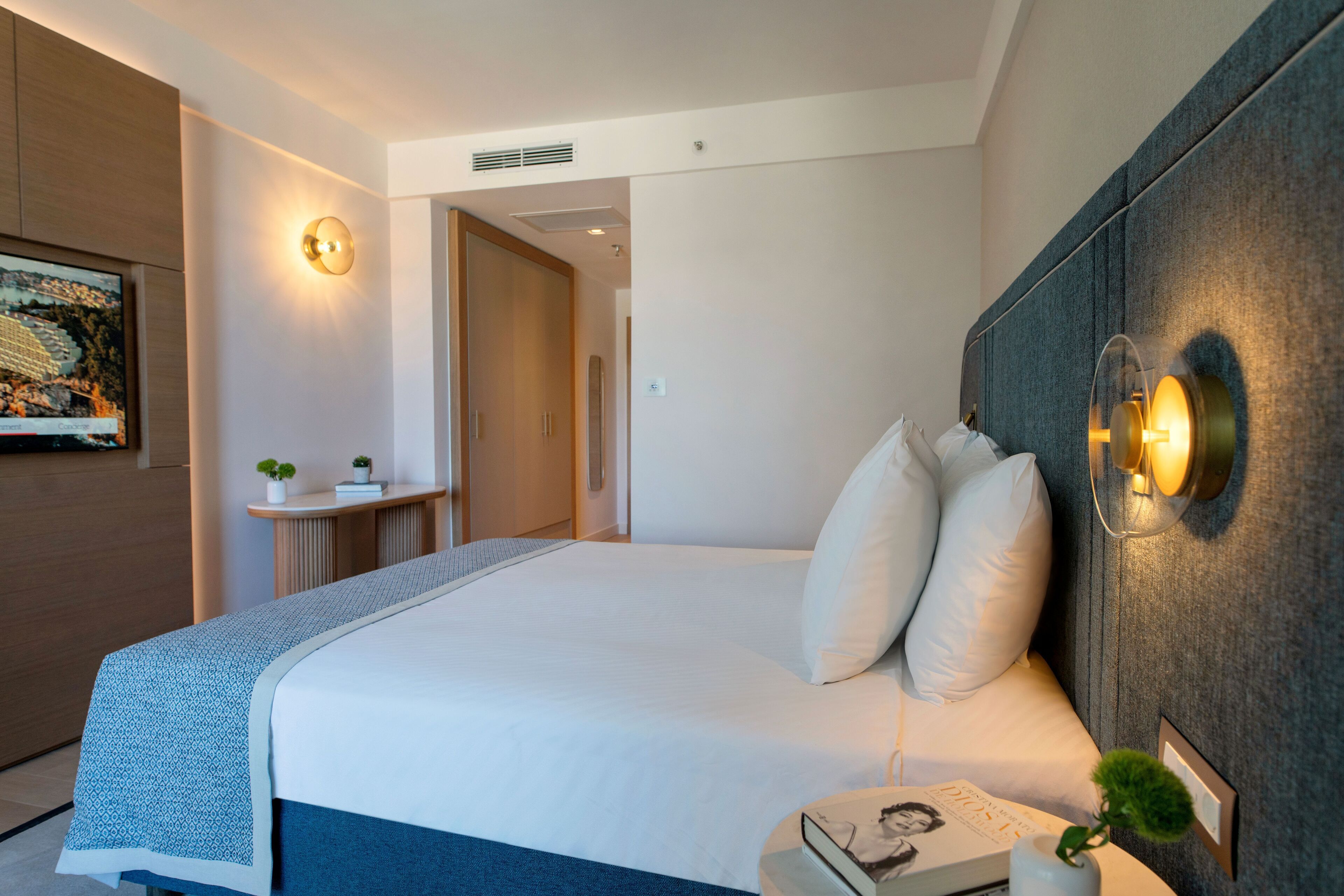 Minibar, in-room safe, desk, blackout drapes