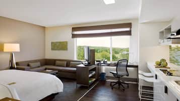 Peralatan tempat tidur premium, tilam berlapik, peti besi dalam bilik