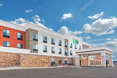 Holiday Inn Express & Suites Trinidad by IHG