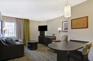 Suite, 1 Bedroom | In-room safe, desk, laptop workspace, blackout drapes