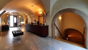 Reception - Skaritz Hotel And Residence (Bratislava)