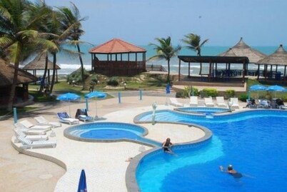 Ramada Resort Accra Coco Beach
