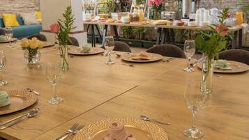 Daily breakfast for a fee