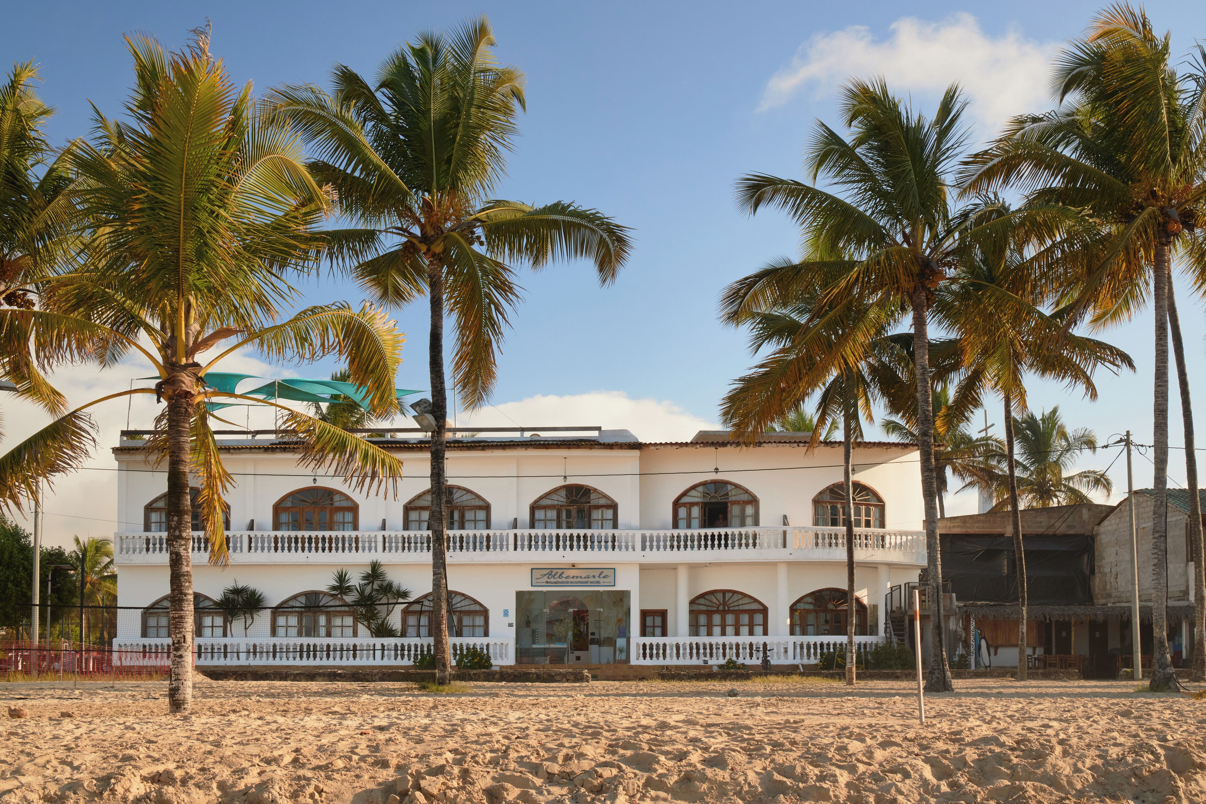 ด้านหน้าที่พัก