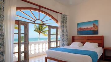 Bộ đồ giường cao cấp, chăn bông, nệm có lớp đệm bông