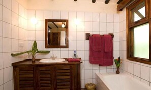 Amenidades de baño gratuitas y toallas 