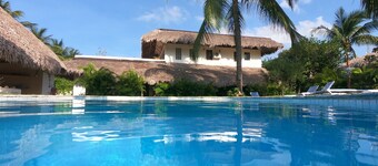 SLABDR Coliving | Once Surf Salvación.