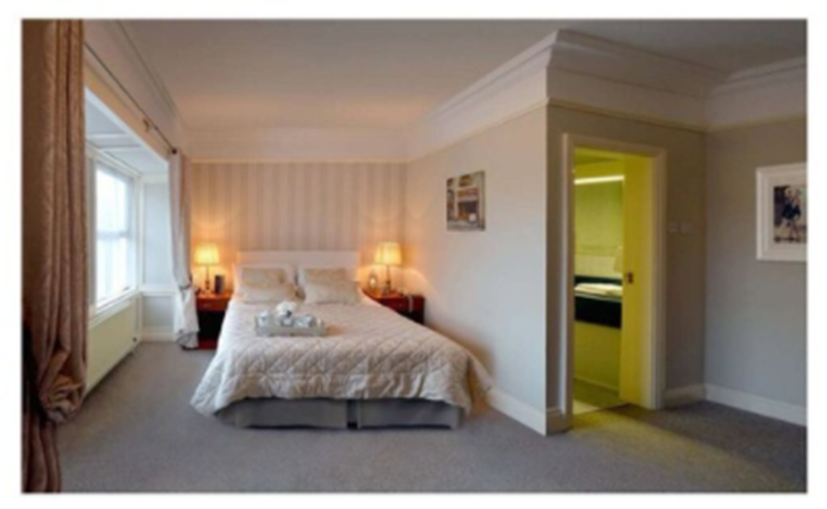 free toiletries, towels