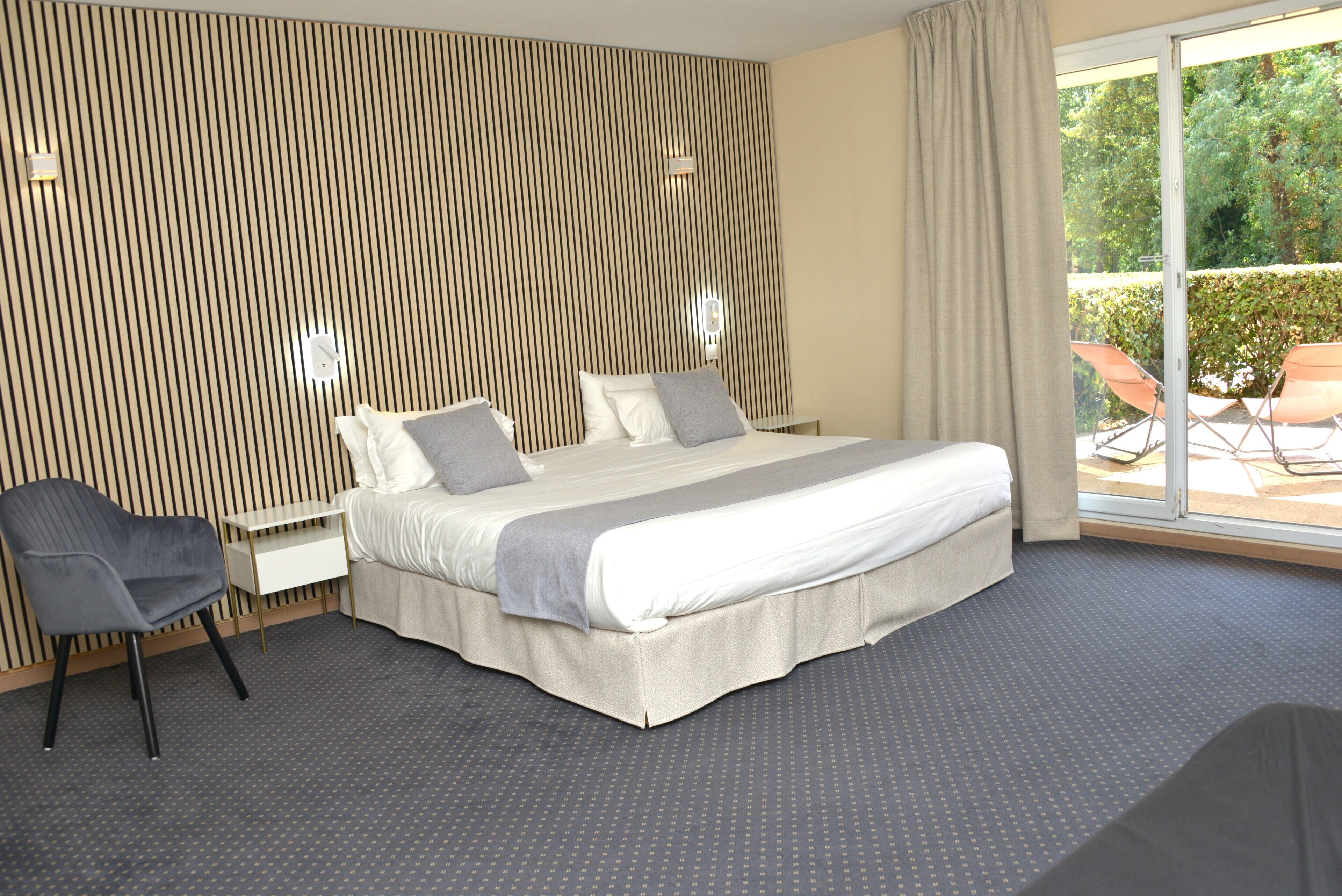 Superior Room | Premium bedding, minibar, soundproofing, iron/ironing board (on request)