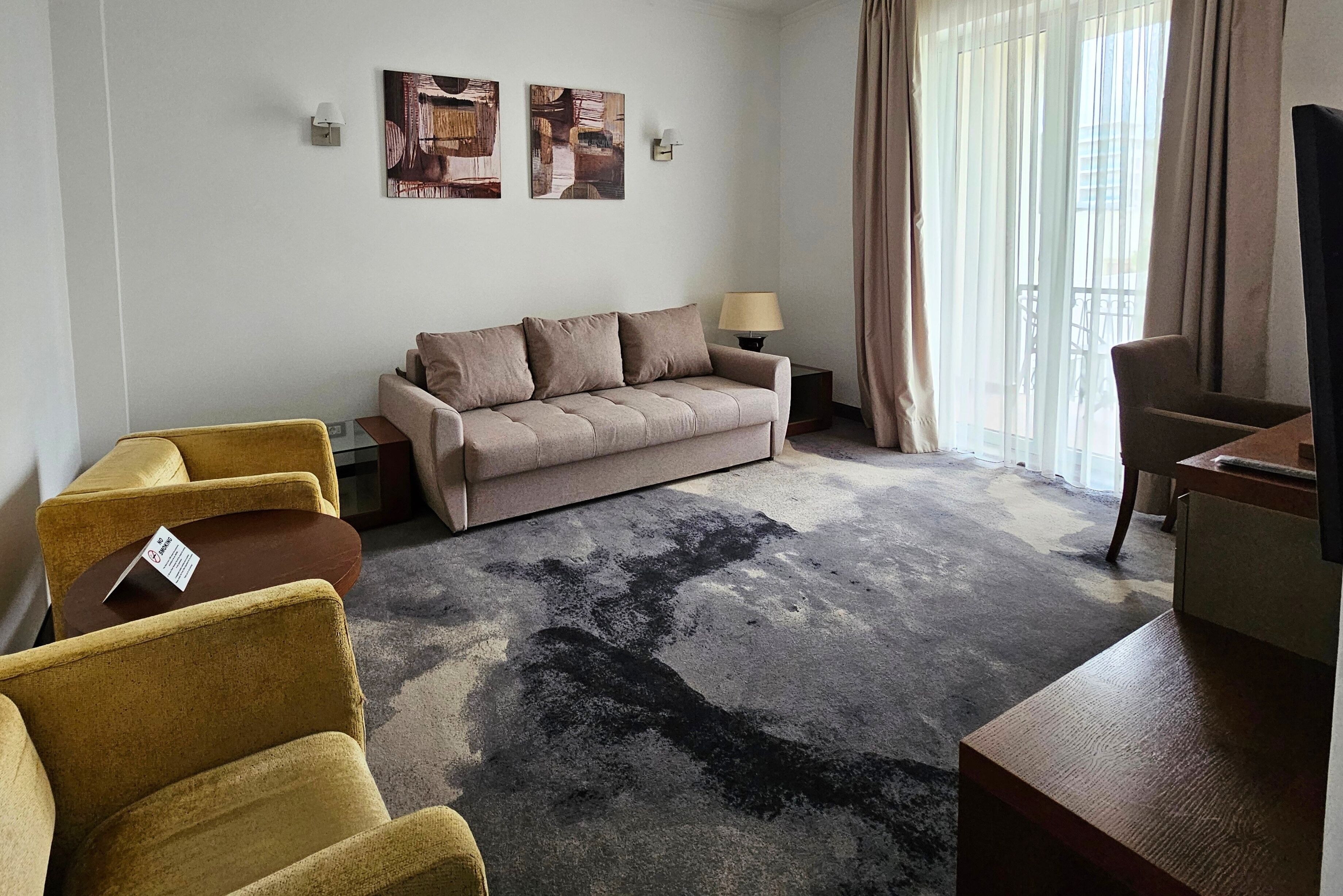 102-cm lcd tv with digital channels, tv