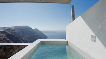 Serenity Suite Caldera View with Hot tub | Terrass/Patio
