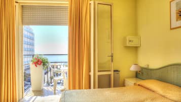 Caja de seguridad en la habitación, wifi gratis y ropa de cama