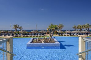 2 outdoor pools - Cabogata Beach Hotel (Almeria)