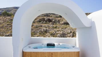 Maisonette, Whirlpool (External) | Terrasse/Patio