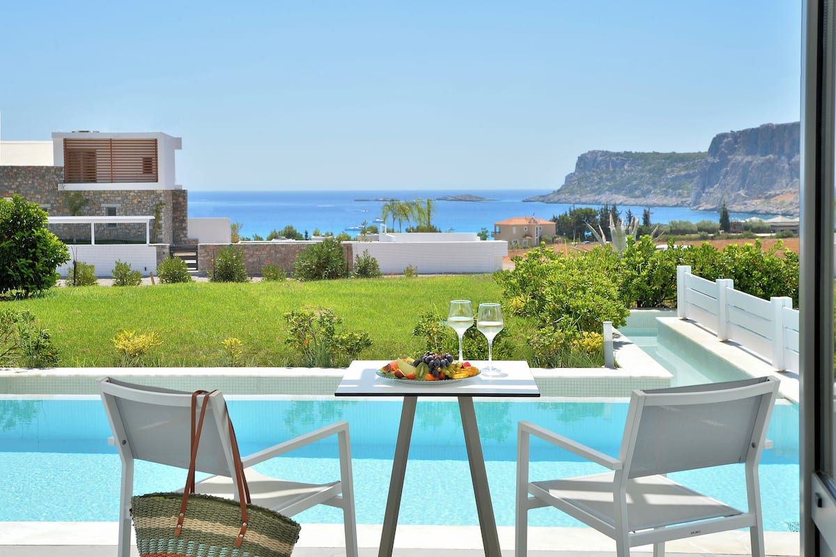 Premium Double or Twin Room, Private Pool (Adults Only) | Premium bedding, pillow-top beds, minibar, in-room safe