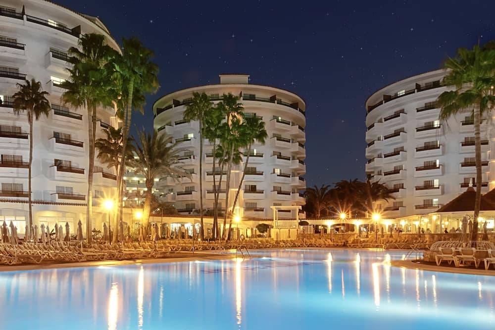 Servatur Waikiki