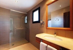 Bañera, artículos de tocador gratuitos