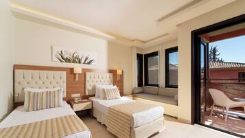 Standard Double Room | Een gratis minibar, een kluis op de kamer, een bureau