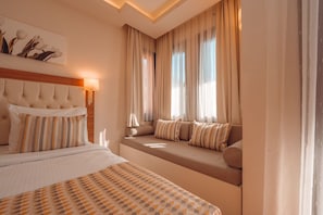 Large Triple Room