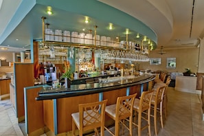 2 bars/lounges, pub - Aquamarin Hotel & Spa (Kuehlungsborn)