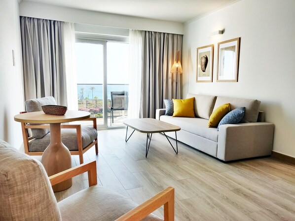 Minibar, in-room safe, desk, blackout curtains