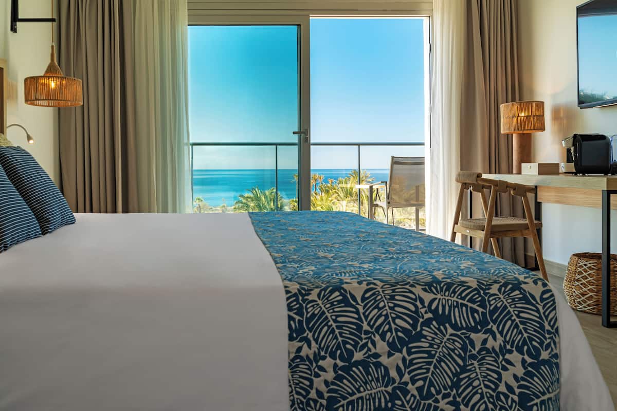 1 bedroom, minibar, in-room safe, desk