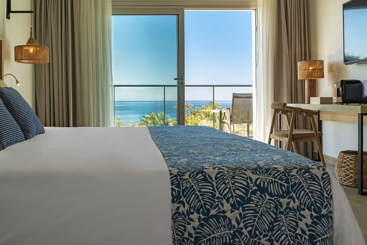 1 bedroom, minibar, in-room safe, desk