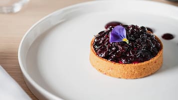 2 restaurantes, café da manhã, culinária francesa