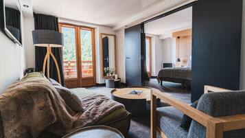 Familie suite | Luxe beddengoed, een kluis op de kamer, een bureau, geluiddichte muren