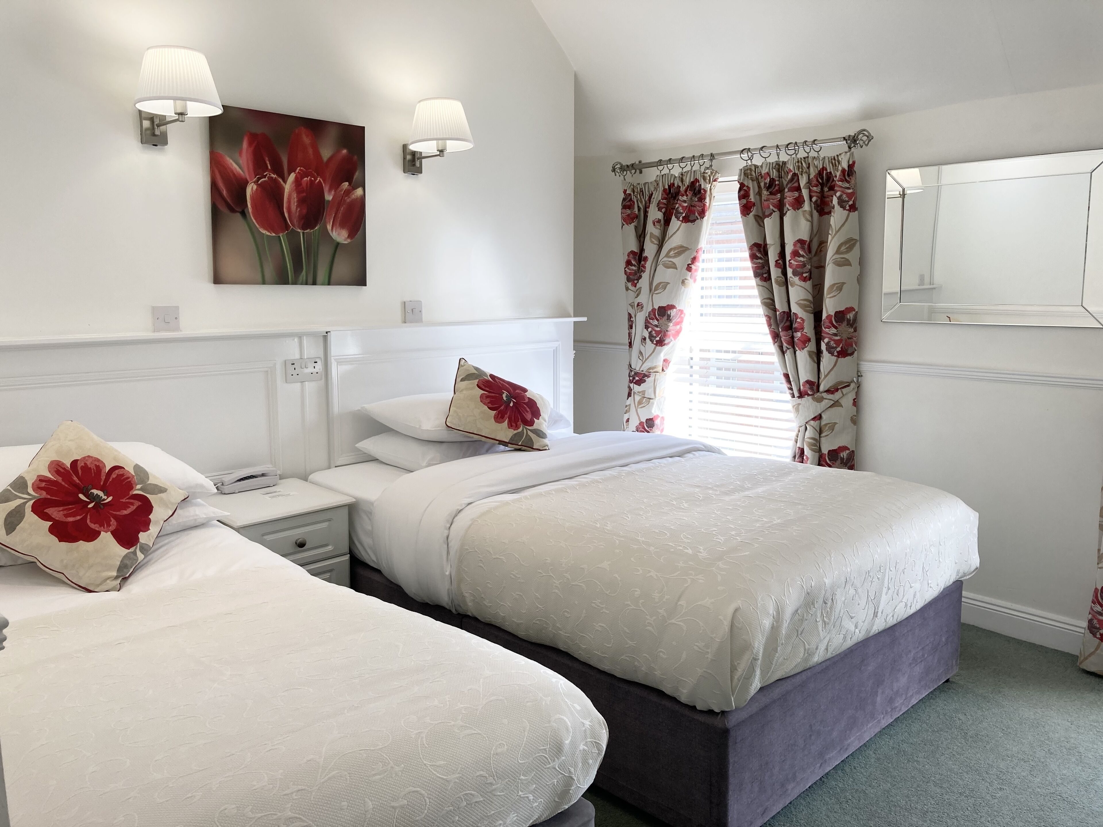 twin room | individually decorated, individually furnished, desk, iron/ironing board