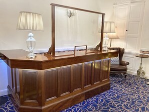 Reception - Dergvale Hotel (Dublin)