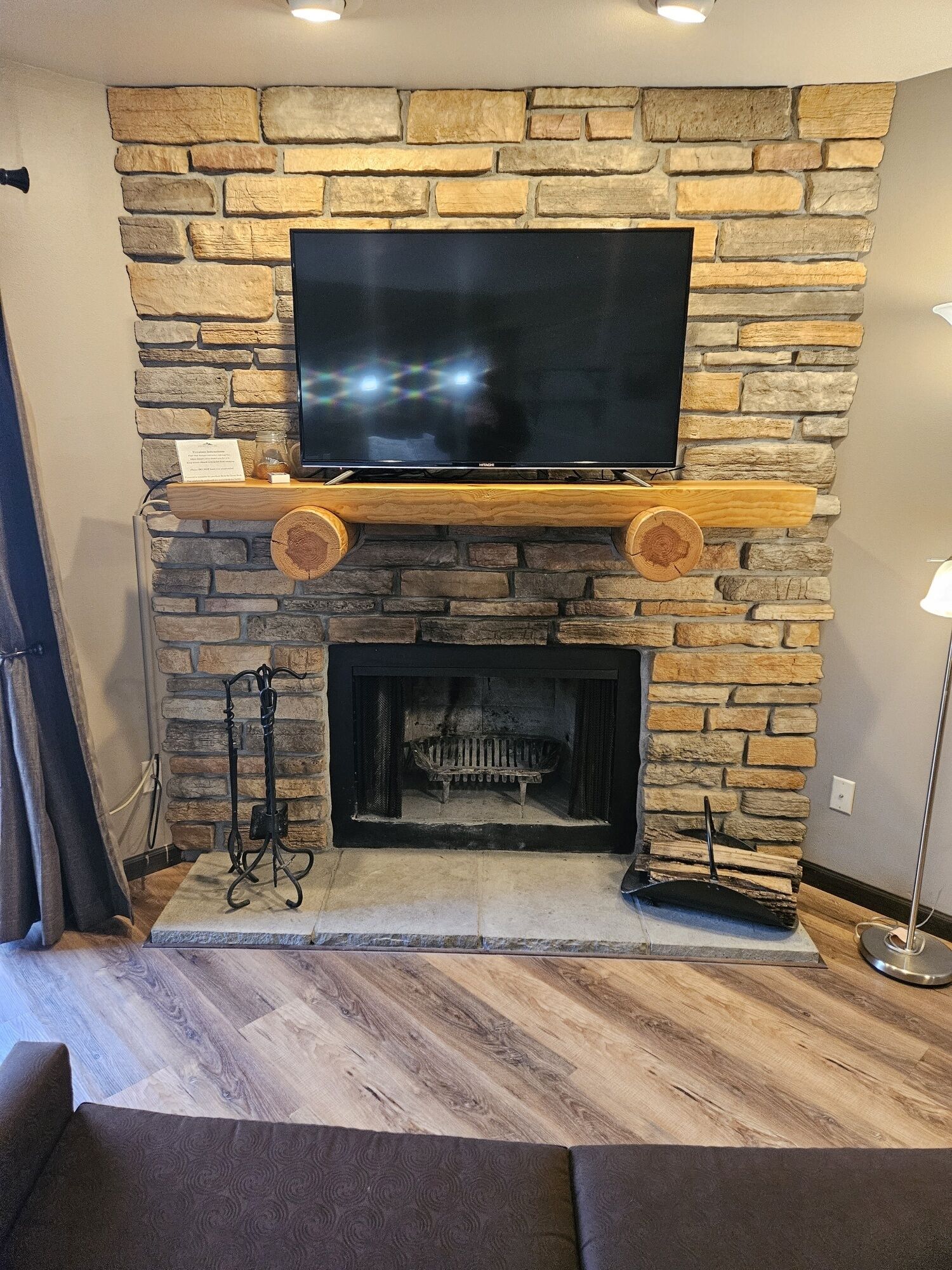 executive studio, multiple beds, non smoking | 1 bedroom, individually decorated, individually furnished, free wifi